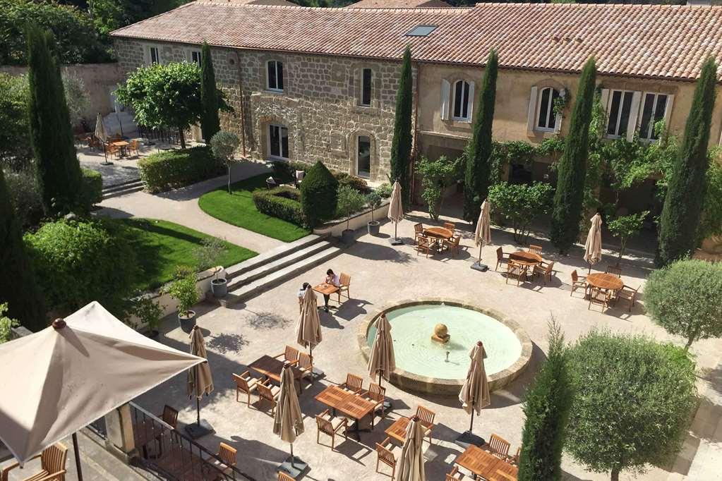 Chateau De Massillan Uchaux Exterior photo