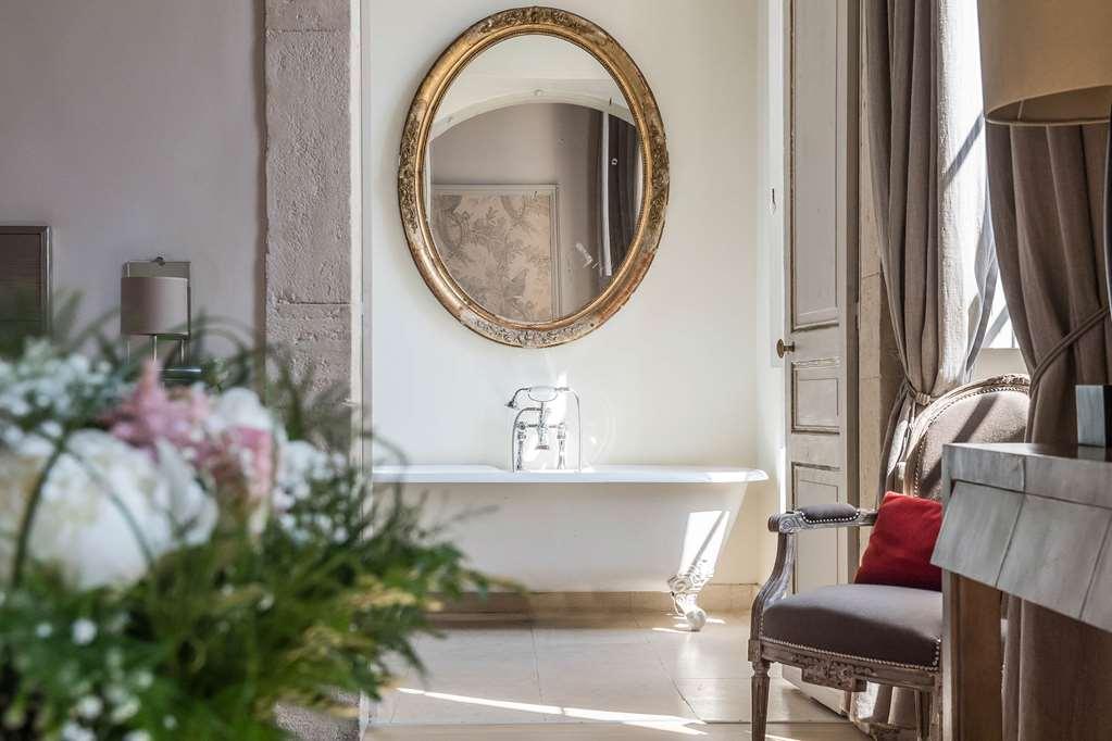 Chateau De Massillan Uchaux Room photo